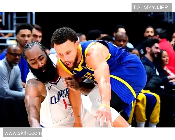 2017年勇士与快船激战回顾：巅峰对决与季后赛的精彩瞬间