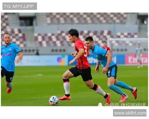 汉堡队迎战柏德博恩期待精彩对决两队实力对比引发球迷热议 汉堡队迎战柏德博恩期待精彩对决两队实力对比引发球迷热议