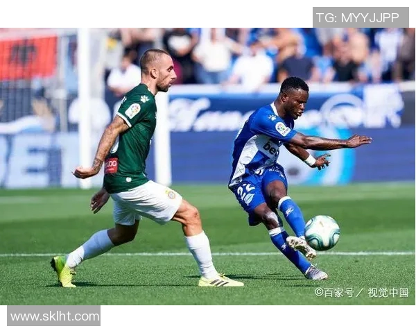 悉尼足球队迎战中部海岸海员展开激烈对决期待精彩表现与胜利之争