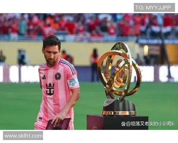 梅西与费利佩的巅峰对决谁能在绿茵场上书写传奇新篇