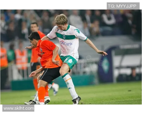 莱比锡红牛与马赛激战正酣比赛结果揭晓引发热议