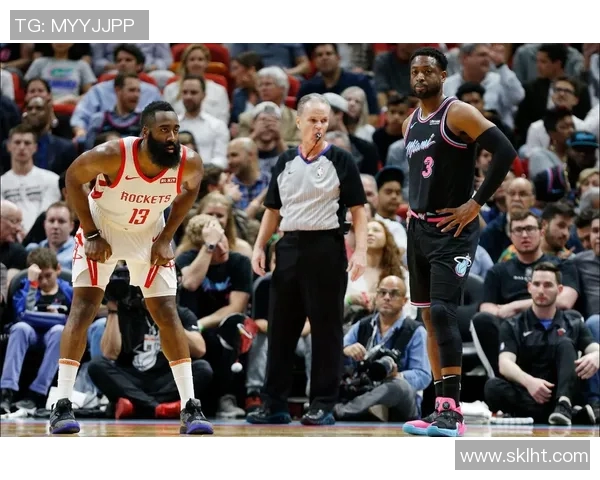 韦德与汤普森的巅峰对决谁能在篮球历史中留下更深印记