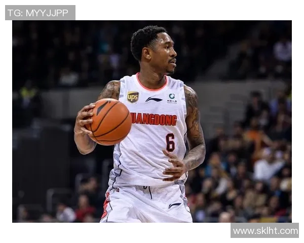 马尚布鲁克斯：从NBA新星到中国篮球的璀璨之路与未来展望